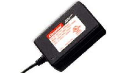 Carrera RC Ladeger�t 12,6 V 800 mA f�r 2,4 GHz Modelle